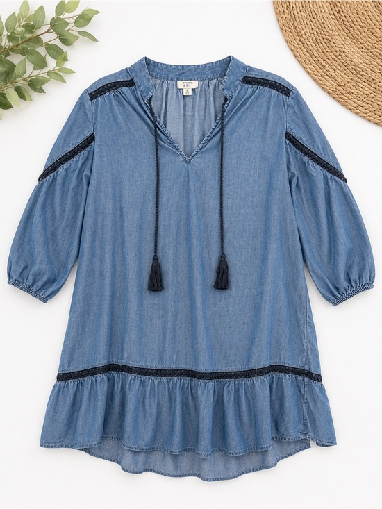 crown & ivy Dresses & Skirts - crown & ivy Light Blue Denim Long Sleeve Tunic Dress